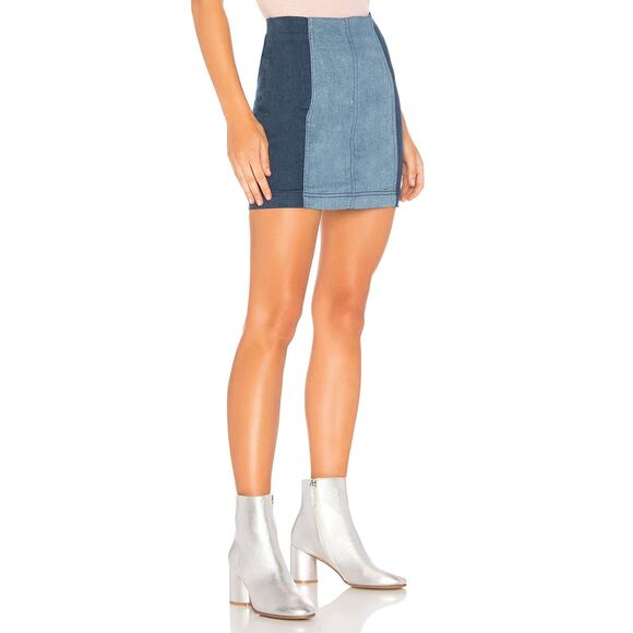 Free‎ People Modern Femme Color Block Unlined Mini Skirt Dark Blue Size 2 - Picture 2 of 9